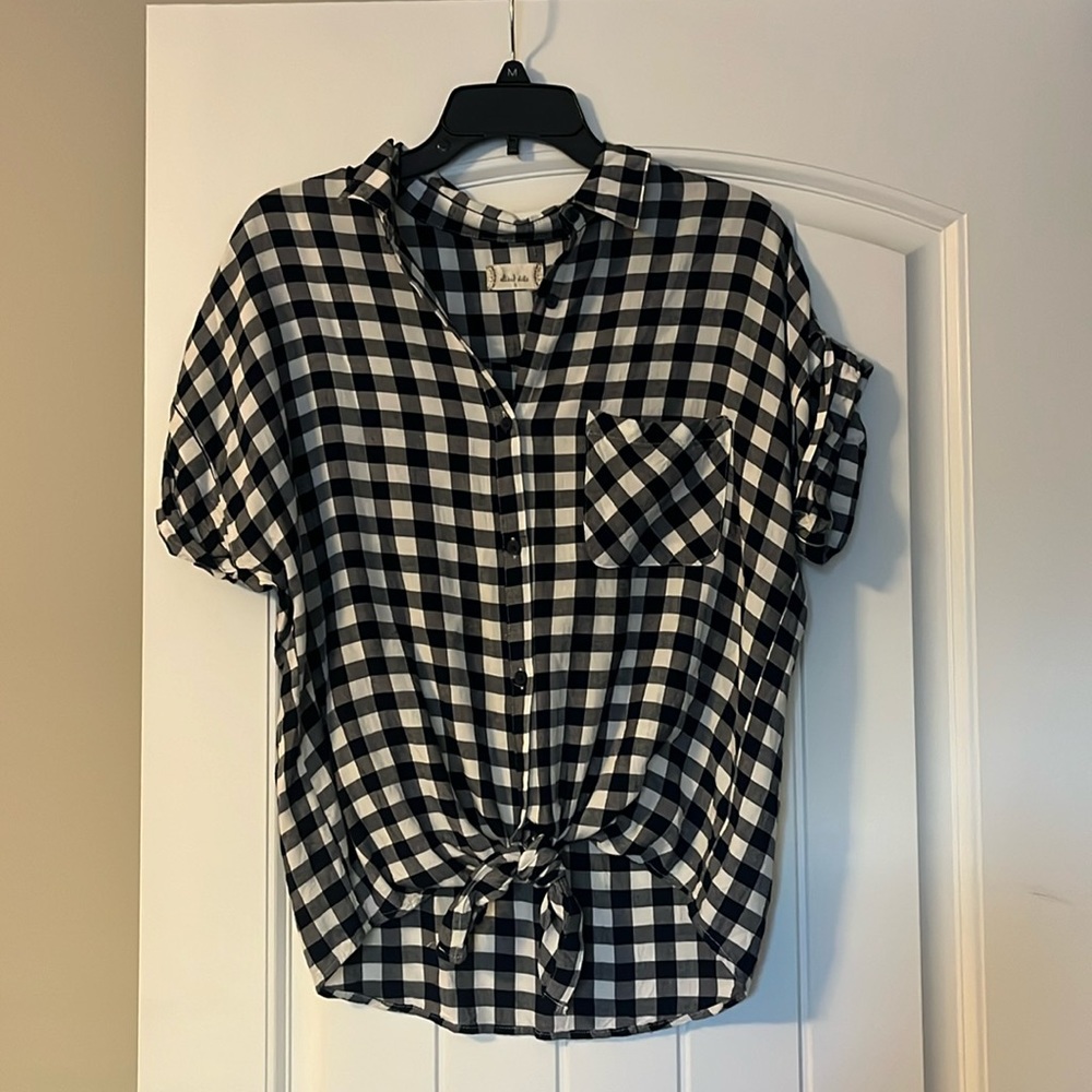 Altar’d Stare short sleeve flannel shirt with knot in the front, dark navy